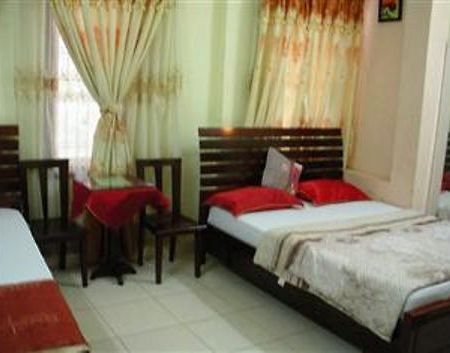 هانوي Huong Sen Hotel 2 الغرفة الصورة